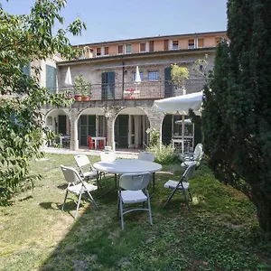 Aca'demia , Ravenna Italia